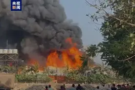 游乐场突发火灾，已致35人死亡，包括12名儿童，游乐区几分钟就被火焰吞没！莫迪发声，经营者已被拘留，10人被捕图片