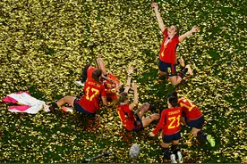 深一度｜当她们来自巴萨皇马，这是西班牙女足崛起的密码图片