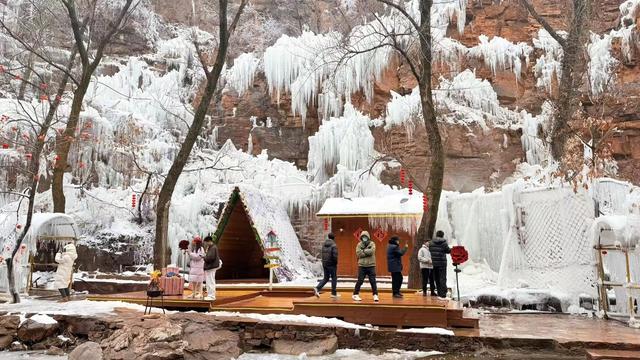 冬日限定！伏羲大峡谷冰挂进行时！