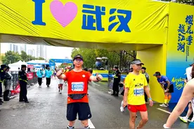樱花季 越江湖｜“马拉松是对体力和意志的双重极致挑战，医学也是！”医师跑者“跑”出充沛精力图片
