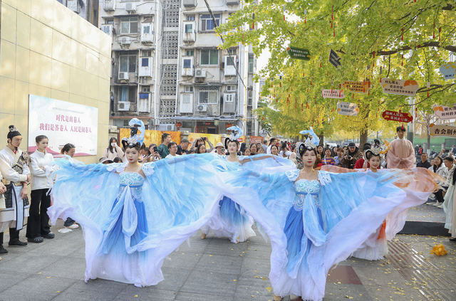 落叶缓扫，留住荆州别样秋色