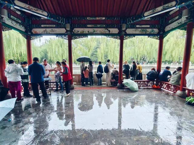 双节拍 | 雨中逛一逛，济南四大泉群之一——珍珠泉
