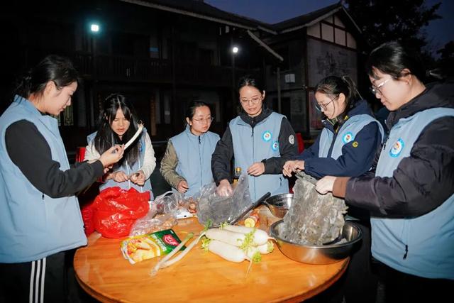 十二载初心不改，巴中青年再踏“重走红军路”征程