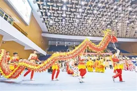 近300名舞龙舞狮高手鹰城比拼“争上全运会”图片