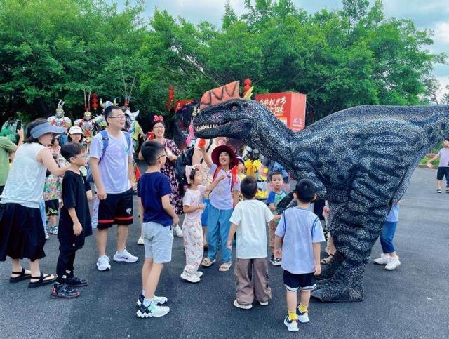 国庆中秋双节期间佛冈县旅游市场持续升温，游客量同比增长近三成