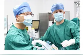 17岁学生确诊肠癌！这种癌越来越“年轻化”图片