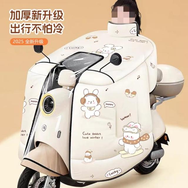 调查｜九成电动车加装挡风被，御寒“神器”为何变夺命利器