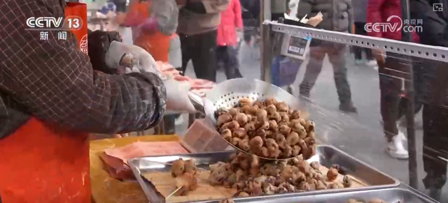 “早市+夜市+景点”延长“链式体验” “早晚互动”为城市经济注入新鲜活力