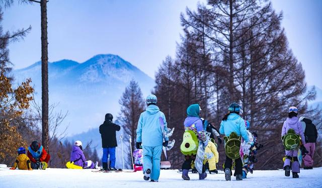 冬游吉林“快旅慢游”：高铁让长白山不再孤远，沿线城市结盟推出新玩法