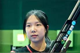 18岁杭州姑娘王子菲再夺射击金牌，备战高考间隙破了个世界纪录图片