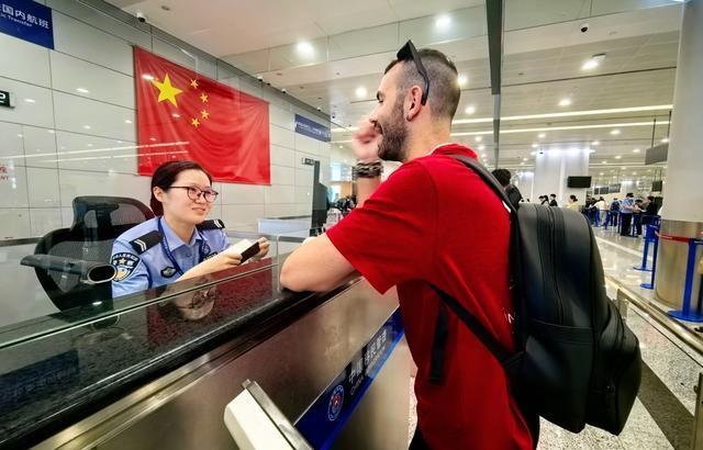 暑期出境游，上海空港54.4%旅客直奔这些地方，邮轮游亲子占主流