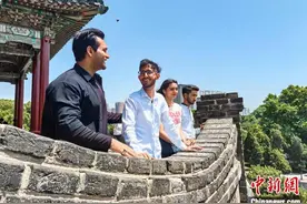 “洋弟子”感受邯郸文化：“胡服骑射”话创新图片