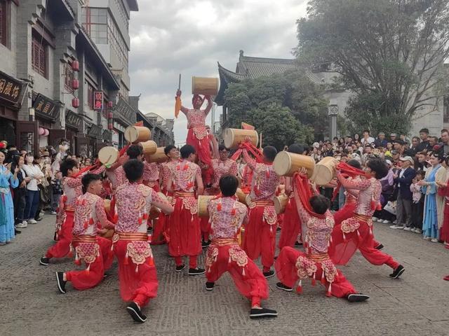 昭通古城文脉雅韵巡游活动精彩纷呈