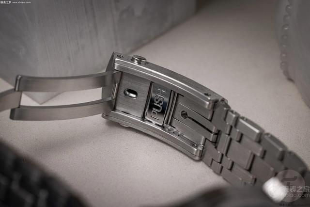 �¾��̽�� ŷ�����Ƴ�ȫ�º���300����ͺ���ϵ��300��Ǳˮ��