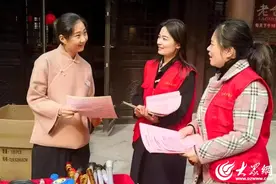 山东莒县：“党旗红”带动“商圈兴”图片