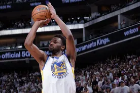 科尔：维金斯将会在后天对阵湖人的比赛复出图片