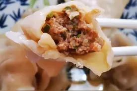 一看就会的万能肉馅配方！饺子馄饨包子全拿下，学一道顶十道（附完美饺子皮攻略）图片
