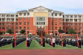 重庆丰都县：缅怀革命先烈 加强青少年爱国主义教育图片