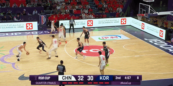中国男篮防守下韩国队仅命中3个三分