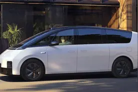 MEGA领衔！理想全系最新车型亮相2024春季国际车展，快来现场感受纯电MPV旗舰的魅力图片