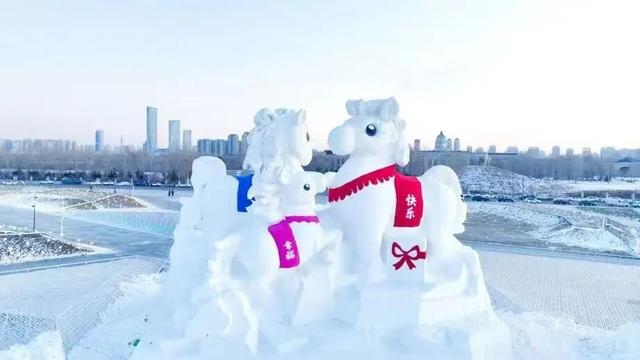 哈尔滨雪人天团营业，把冬天甜成棉花糖