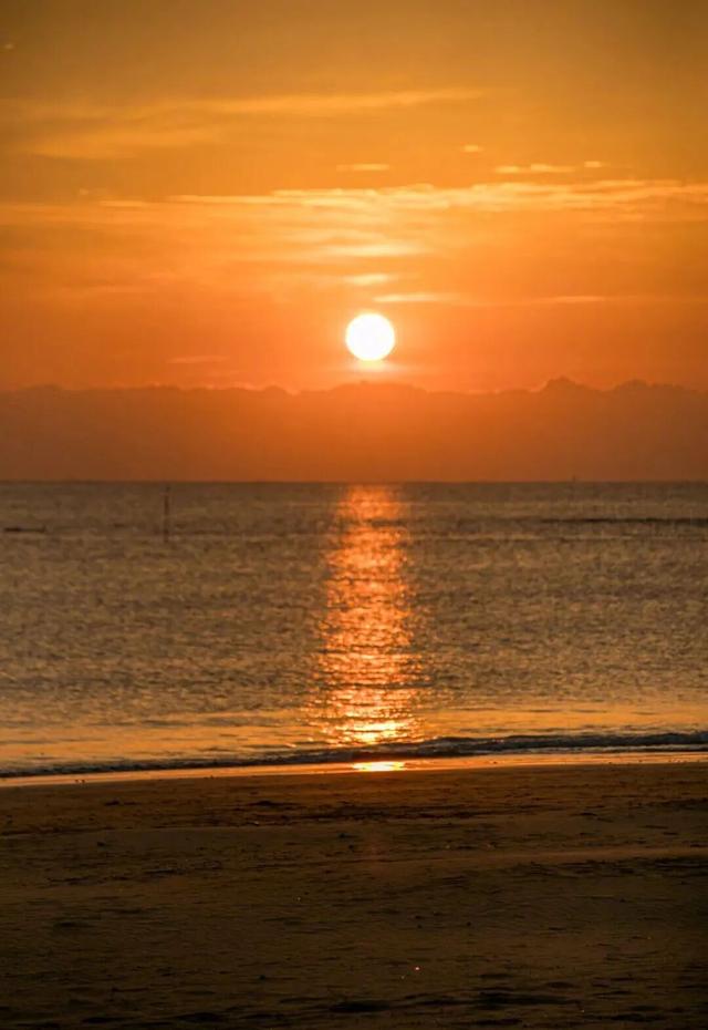 这个冬天，总要来青岛看一场日出吧！