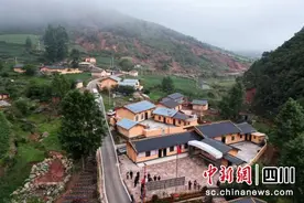 文明新风吹进大凉山图片