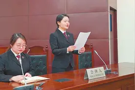 因感情纠纷，男子将女友从5楼推下后跟着跳楼自杀，男子被判故意杀人罪图片