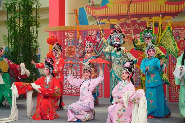 2025“盛世迎华诞·万人游汉中”汉服嘉年华10月1日启幕,沉浸式体验汉韵风华!