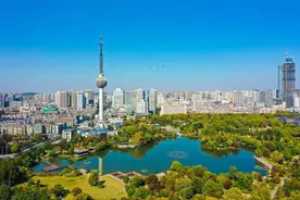 万亿之城最多的江苏，又有多地瞄准“万亿”目标图片