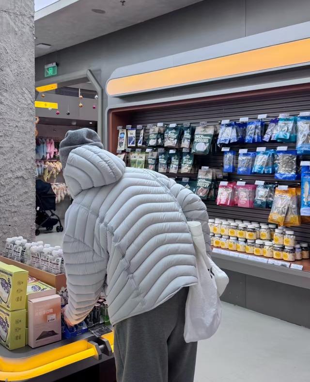 银基老板：“排骨羽绒服”成冬季爆款