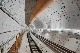 广州地铁十三号线二期全线“洞通”图片