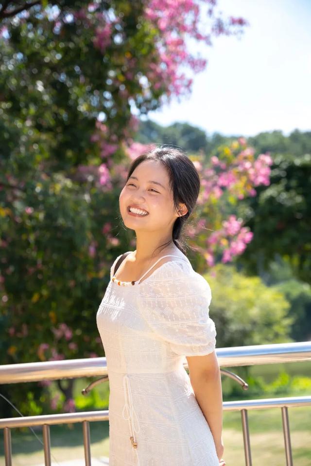 闽侯异木棉全盛登场！是谁的大学这么浪漫呀？