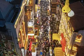 五一假期出行平台数据创新高，香港游客北上消费成热潮图片