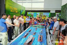 沉浸式体验！福田区开展“国防教育＋军事体验”巡展活动图片