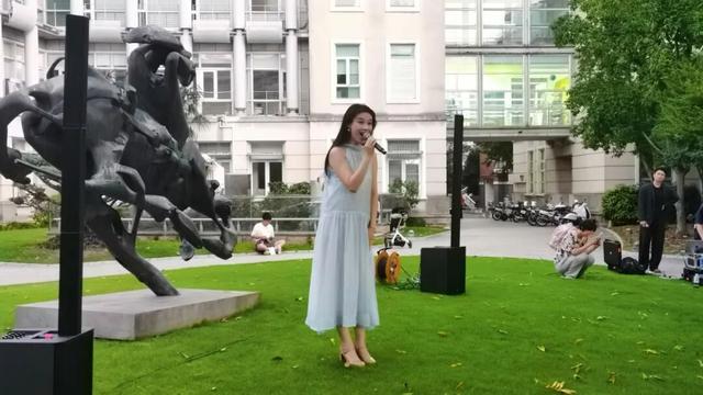 游上海松江 寻上海之根丨转角与音乐不期而遇！泰晤士小镇奏响中秋乐章