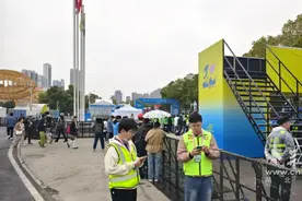 中国电信5G-A让“汉马”跑出“新速度”图片