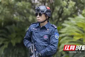 隆回：贴心的服务全力打造人民满意的“清风窗口”图片