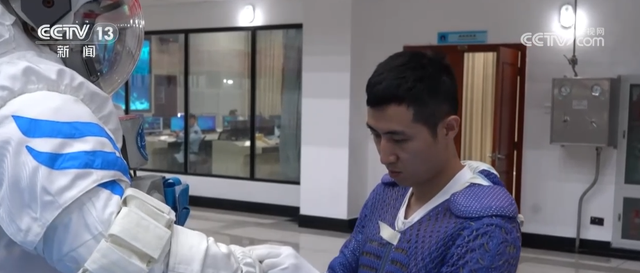 “70后”“80后”“90后”，出征！神舟二十一号乘组“跨界”也精彩