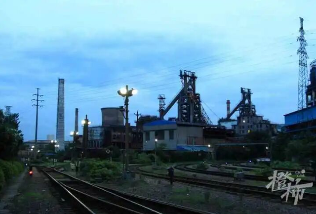 杭州这块“雪地”太火爆，一天突破30000人次！最新提醒：错峰出游