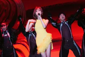 王心凌演唱会广州站添惊喜彩蛋，再唱《羽毛》送给歌迷图片