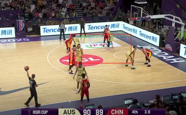 中国男篮决胜3.9秒复刻勇士汤神杀招