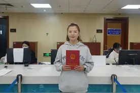 银川“办理不动产权证发放电子消费券”活动释放消费潜力图片