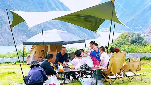 原来泸定不止泸定桥！4天深度游挖到宝了