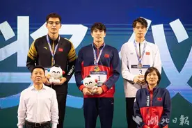 游泳全锦赛湖北斩获3金6银2铜 | 孙佳俊加冕双冠王 彭旭玮200仰折桂图片