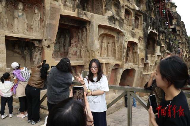 千年蜀道不再难 化作风景悦人间
