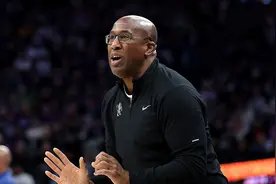 曝迈克-布朗、火箭助教艾维等人 有望成为太阳新任主帅候选图片