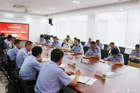 忆峥嵘岁月 强使命担当，聊城交警召开退役军人代表座谈会图片