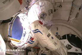 神舟十九号航天员乘组圆满完成第三次出舱活动 航天员7个小时干了点啥？图片