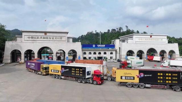 边境口岸听发展｜“火热”的口岸见证开放新活力